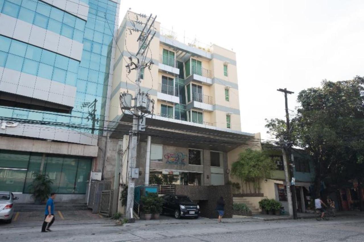 Festive Hotel Makati Paco Extérieur photo