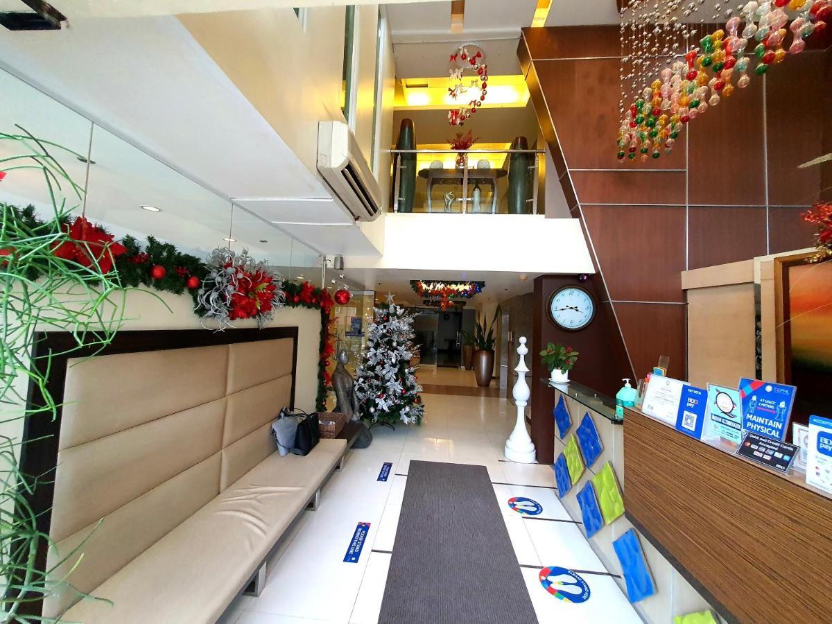Festive Hotel Makati Paco Extérieur photo