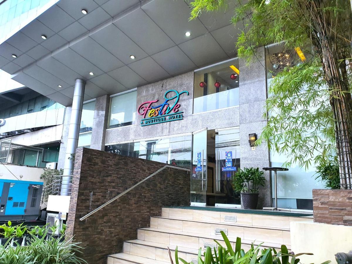 Festive Hotel Makati Paco Extérieur photo