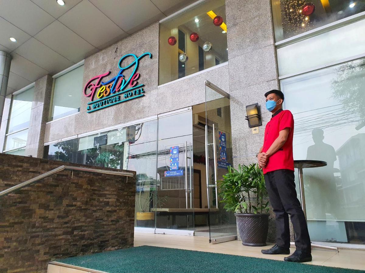 Festive Hotel Makati Paco Extérieur photo